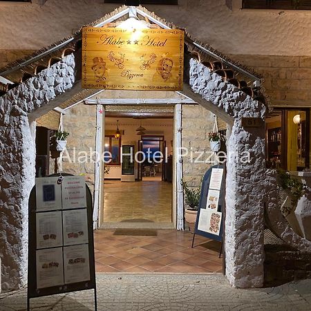 Alabe Hotel Marina Di Tresnuraghes المظهر الخارجي الصورة